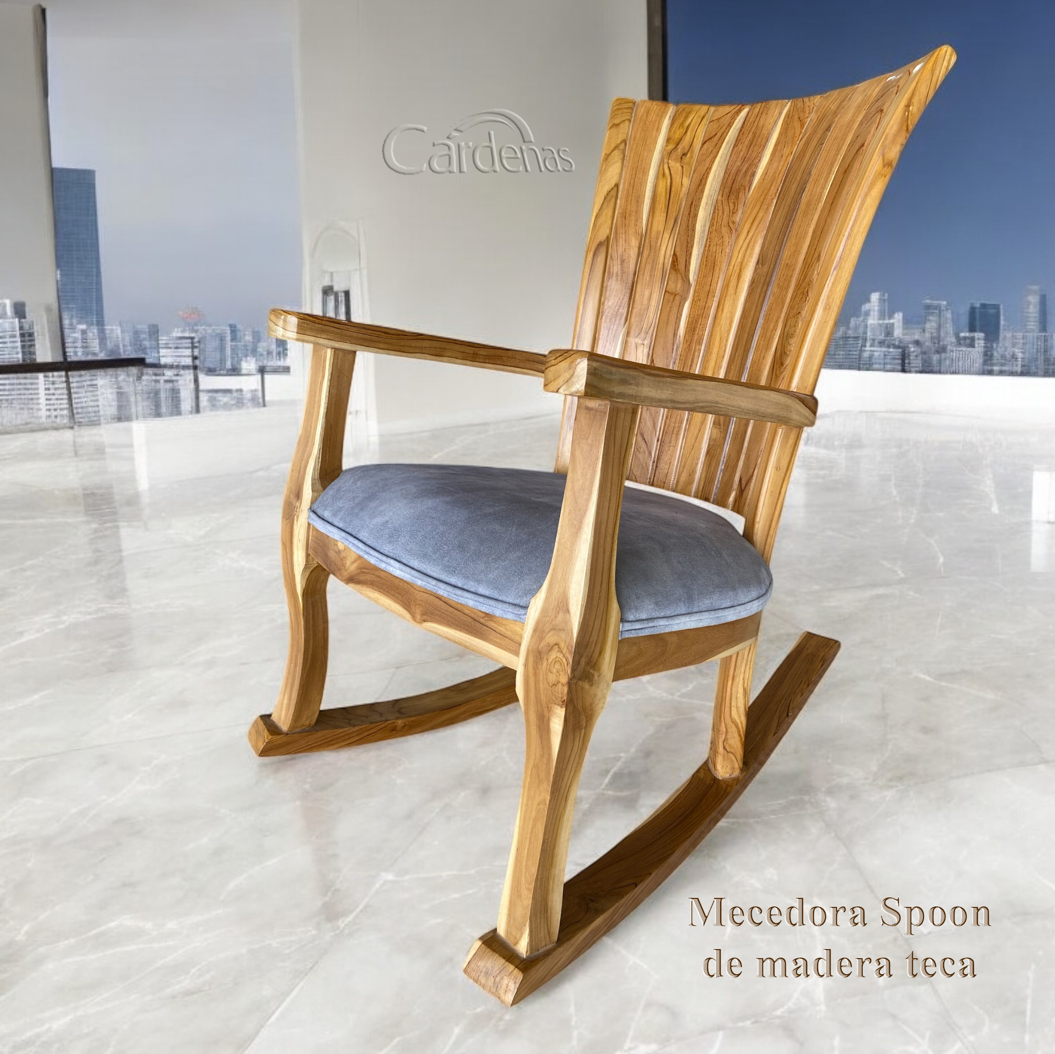 Mecedora Spoon ruteada madera Teca